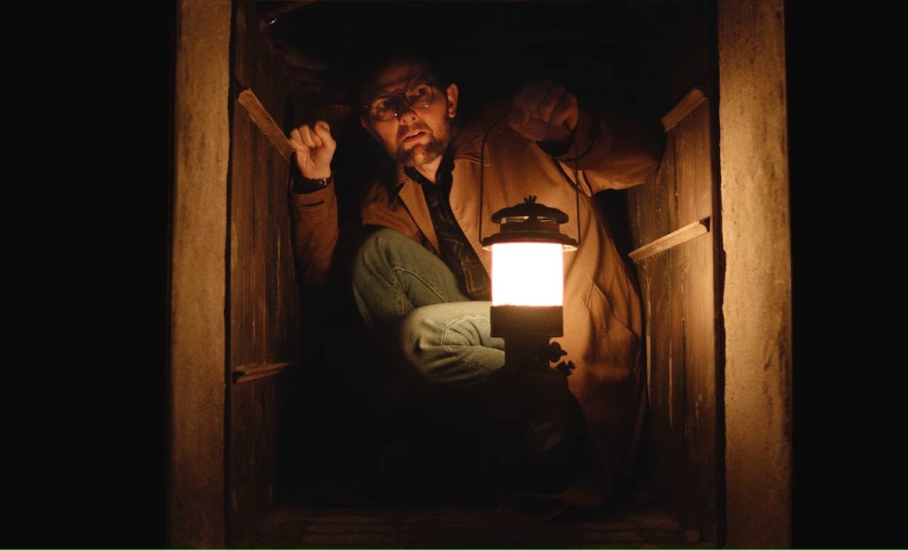 REVIEW: Hokum – ghosts of the past haunt Adam Scott in Damian McCarthy’s dark and ghoulish Irish&nbsp;horror
